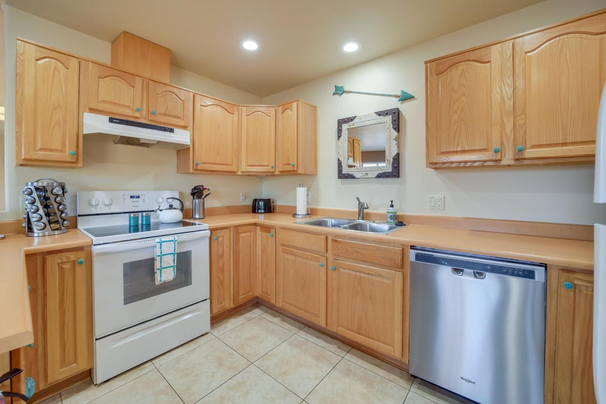 Red Rock Retreat With Patio 3 Mi To Downtown Sedona Villa Esterno foto